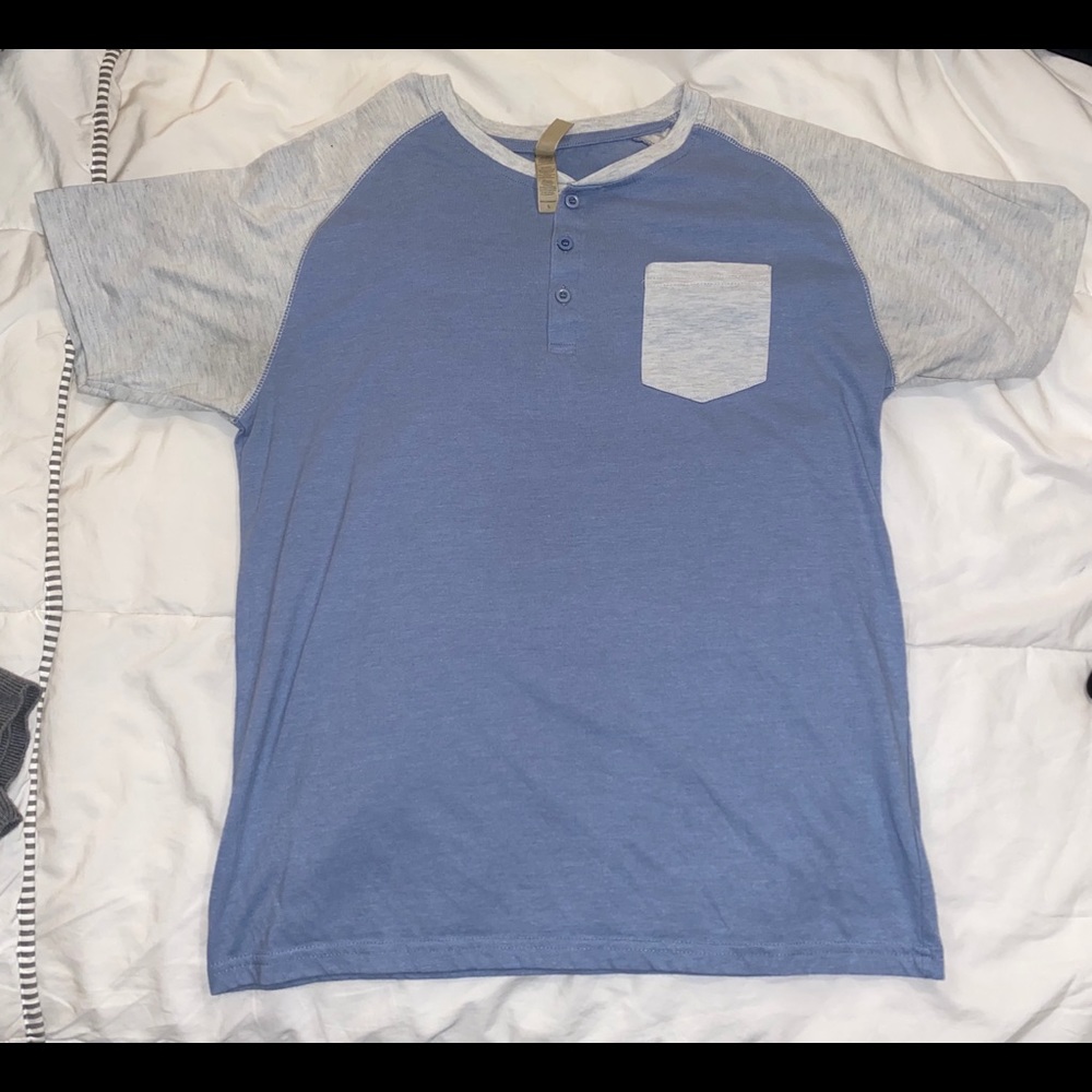 Men's two toned t-shirt